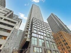 2701 - 101 PETER STREET Toronto Ontario, M5V 0G6