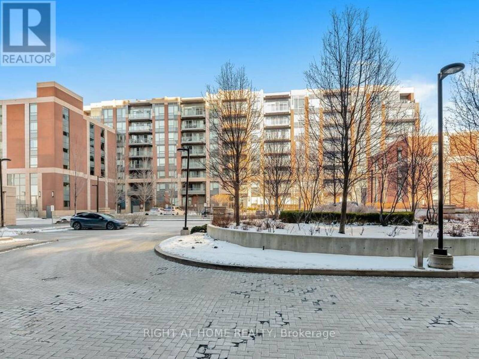 PH16 - 28 UPTOWN DRIVE, Markham, Ontario L3R 5M5