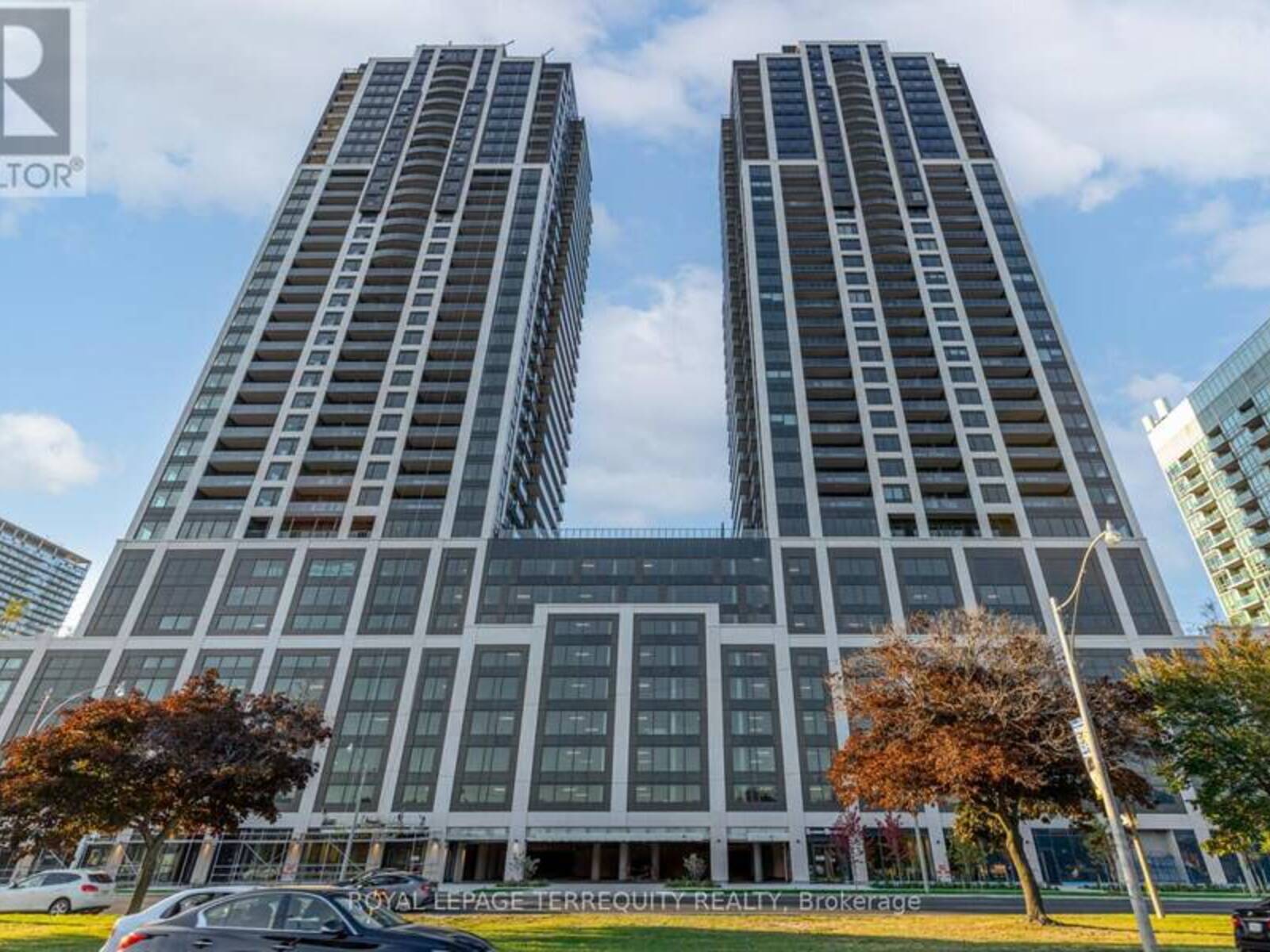 2716 - 1926 LAKE SHORE BOULEVARD, Toronto, Ontario M6S 0B1