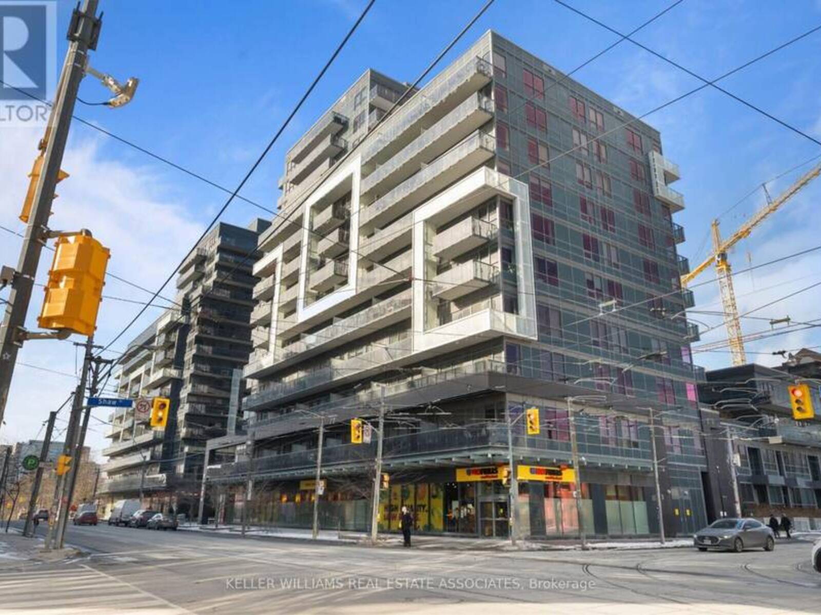 1021 - 1030 KING STREET W, Toronto, Ontario M6K 0B4