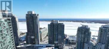 406 - 218 QUEENS QUAY W | Toronto Ontario | Slide Image One