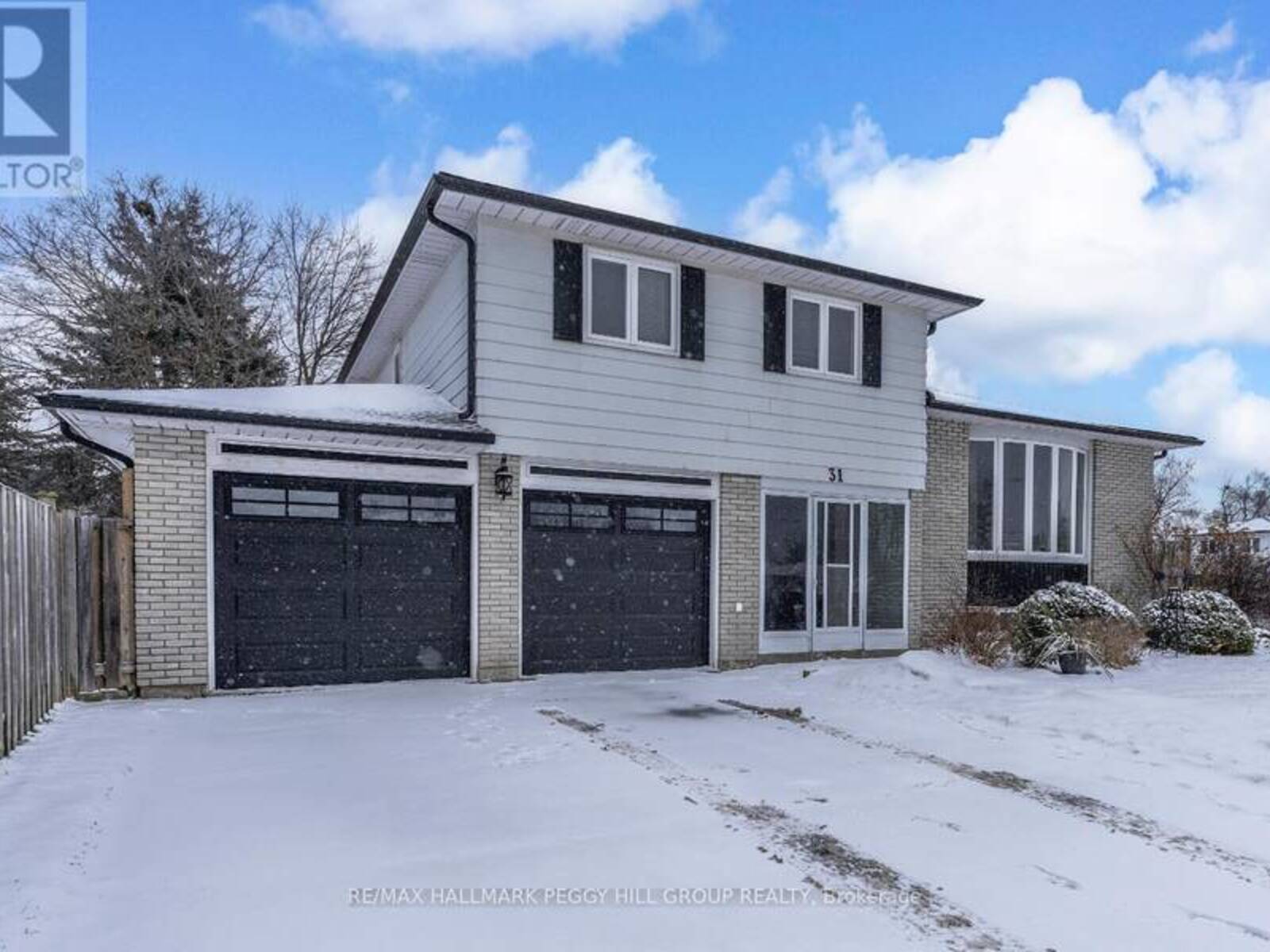 31 LITTLE AVENUE, Barrie, Ontario L4N 2Z4