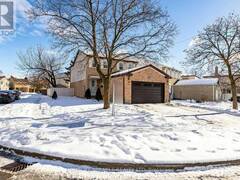 5 NEMO CRESCENT N Brampton Ontario, L6S 4A4