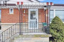 297 EAST 36TH STREET | Hamilton Ontario | Slide Image Five