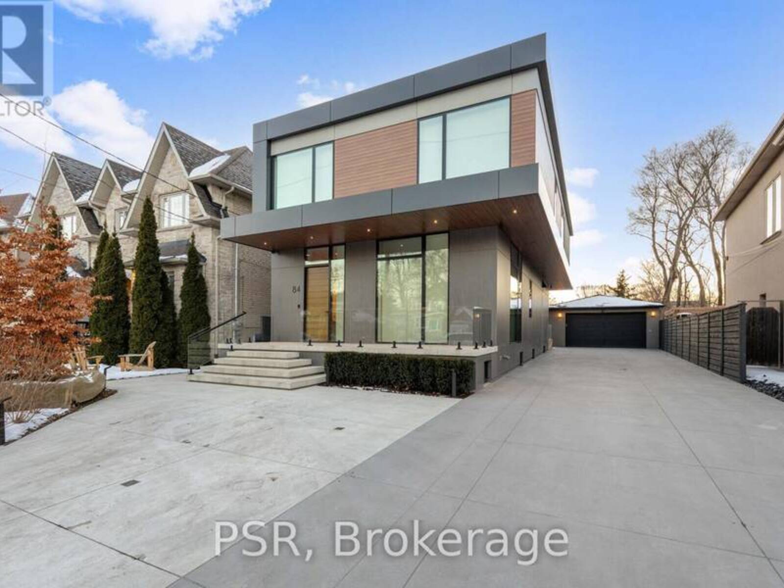 84 BROOKVIEW DRIVE, Toronto, Ontario M6A 2K6