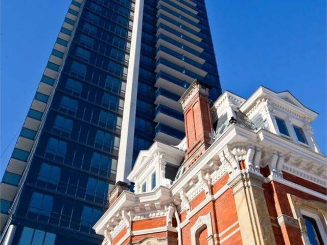 2008 - 28 LINDEN STREET Toronto Ontario, M4Y 0A4 - 2 Bedrooms Condo For Sale