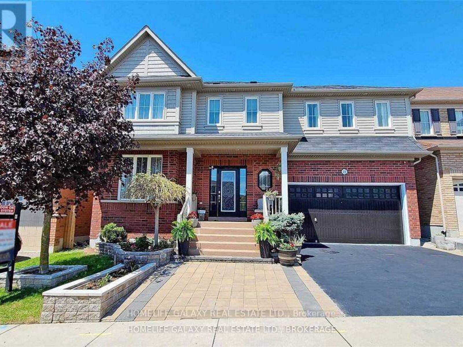 22 NORTHERN DANCER DRIVE, Oshawa, Ontario L1L 0A9