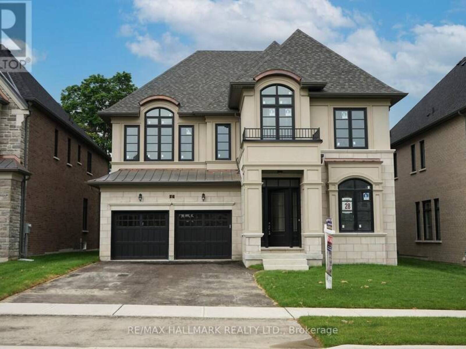 17 CALLA TRAIL, Aurora, Ontario L4G 6W1