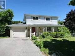 307 TOWERCREST DRIVE Newmarket Ontario, L3Y 1C1