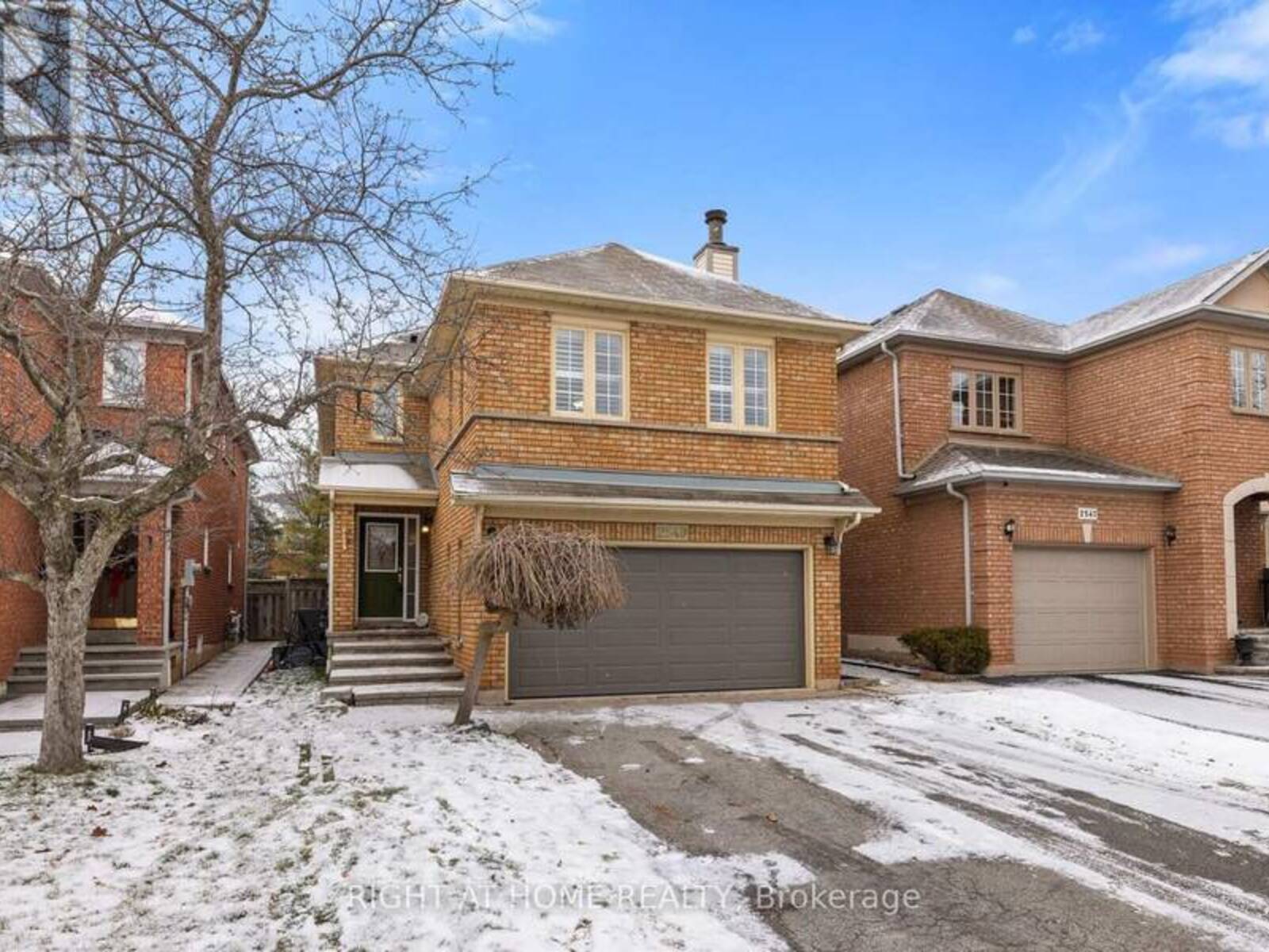 2549 SCARTH COURT, Mississauga, Ontario L5M 5L2