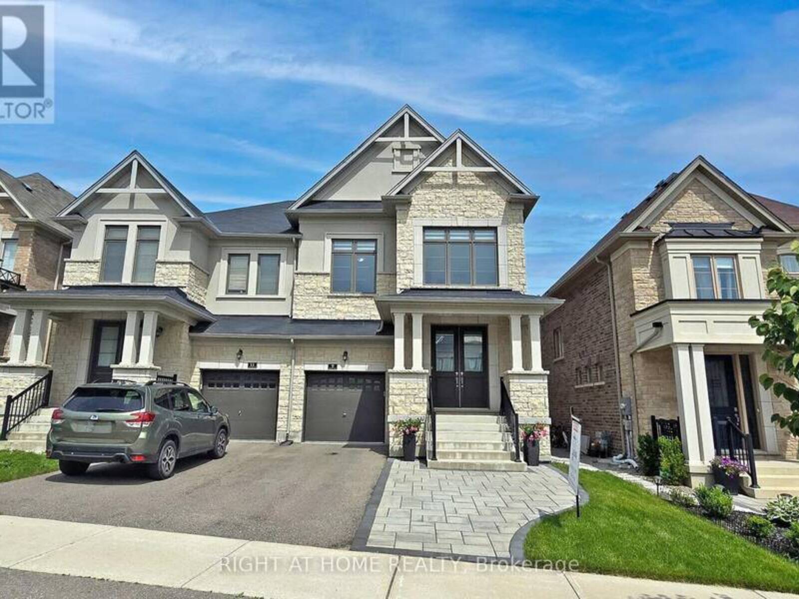 9 JOHN SMITH STREET E, East Gwillimbury, Ontario L9N 0S7