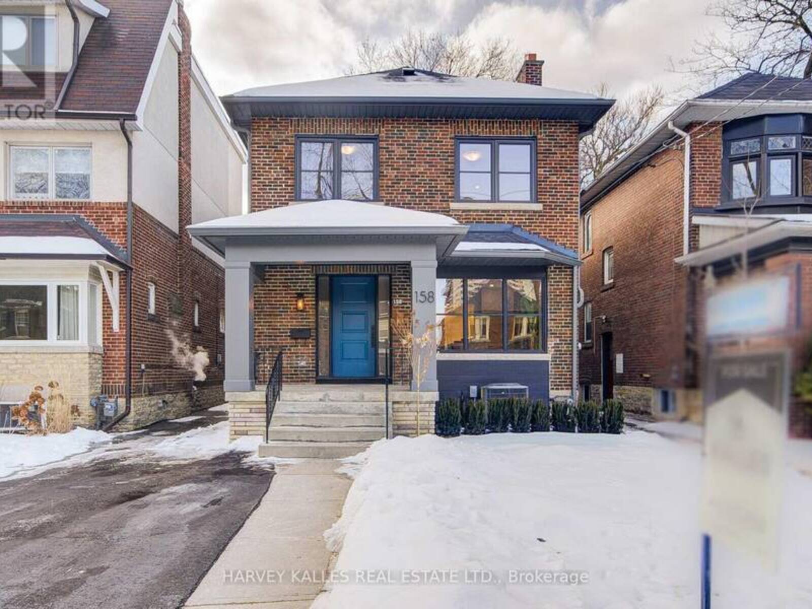 158 EASTBOURNE AVENUE, Toronto, Ontario M5P 2G6