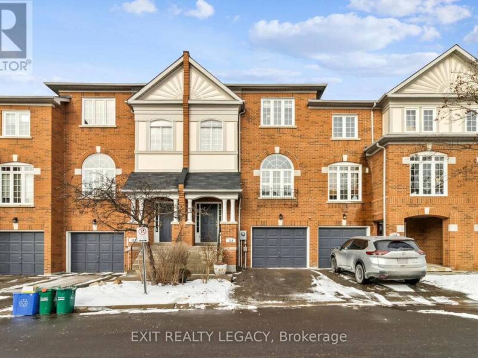 118 - 190 HARDING BOULEVARD W, Richmond Hill, Ontario L4C 0J9