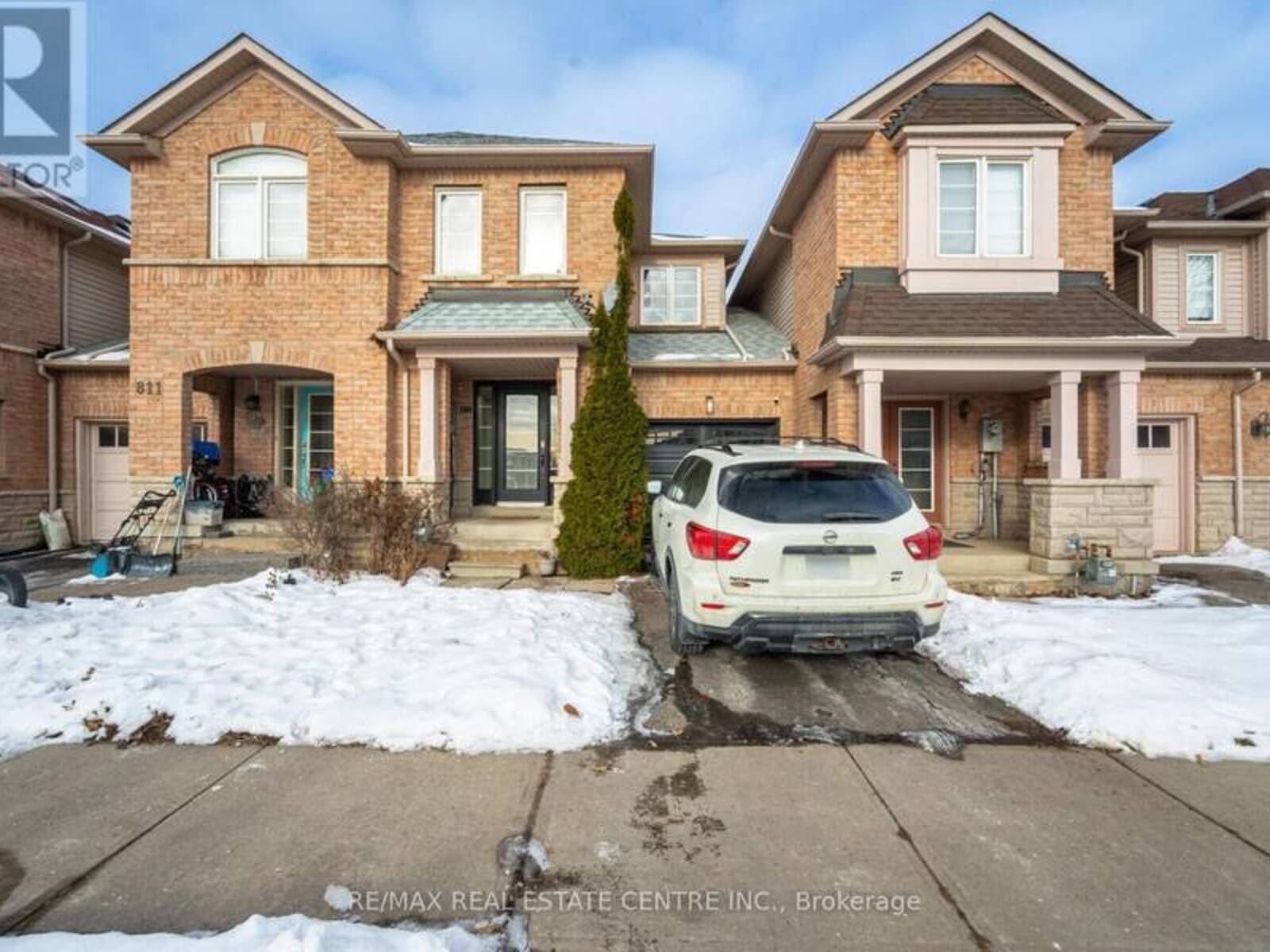 813 GLEESON ROAD, Milton, Ontario L9T 0C3