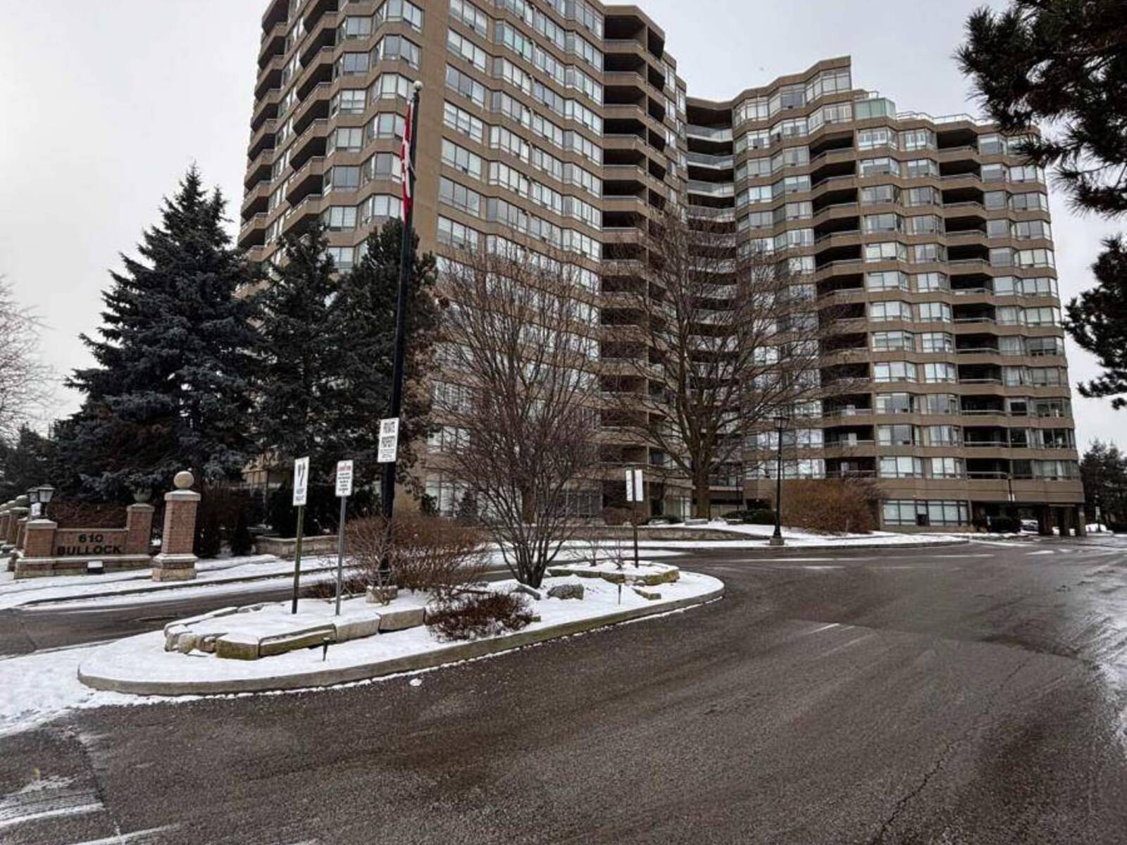 415 - 610 BULLOCK DRIVE, Markham, Ontario L3R 0G1