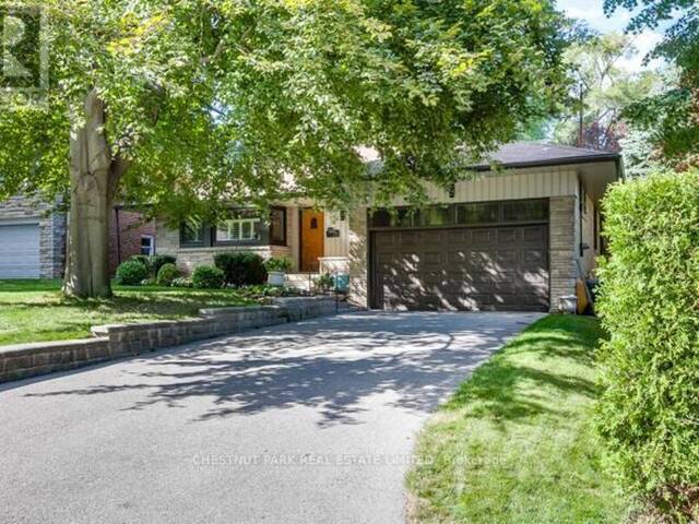 18 WOODWAY TRAIL Toronto Ontario, M8Y 2B8