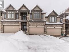 584 MAYAPPLE STREET Waterloo Ontario, N2V 0E3