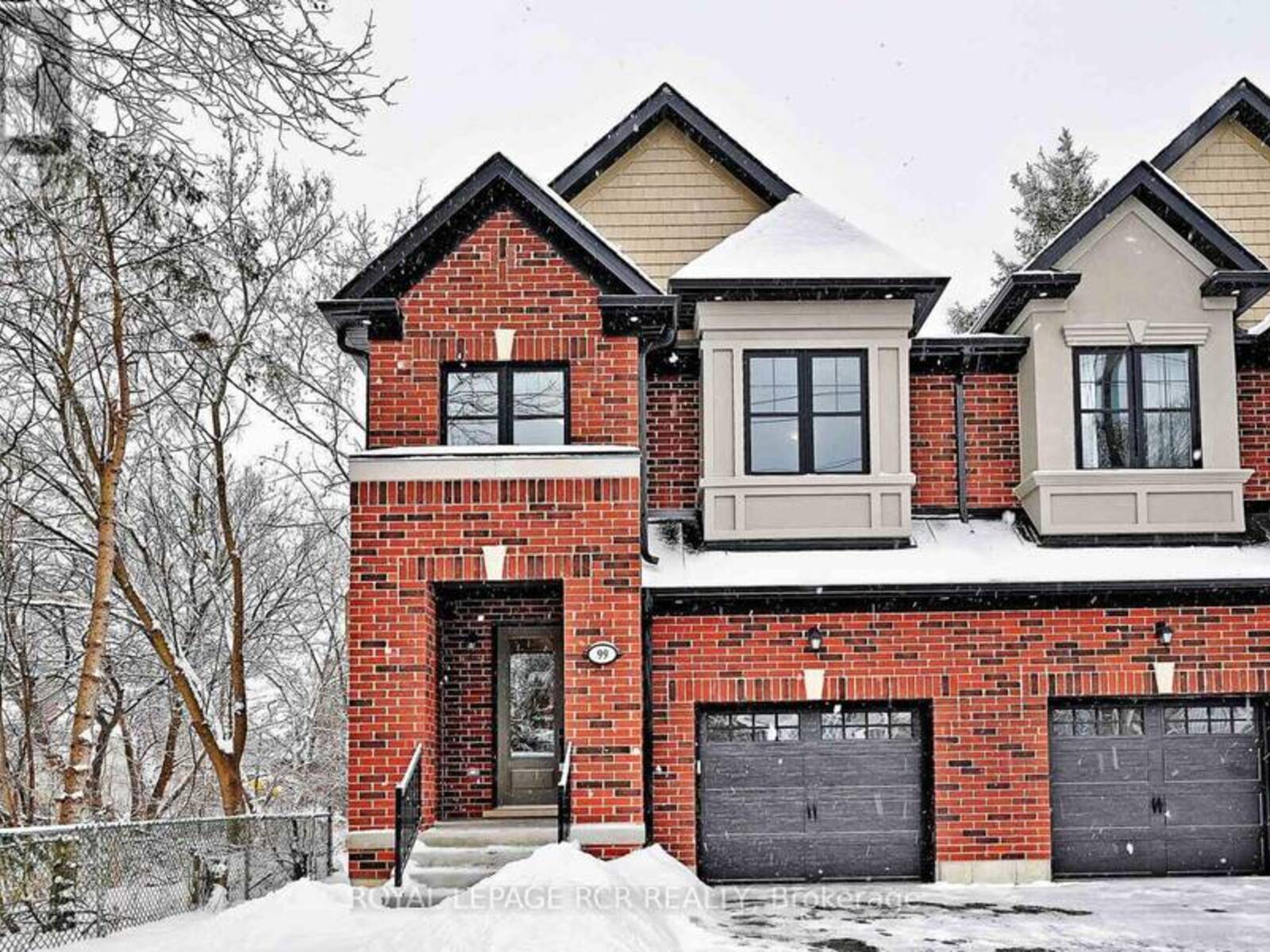 99 MOSLEY STREET, Aurora, Ontario L4G 1H2