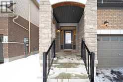 52 LUMB DRIVE | Cambridge Ontario | Slide Image Five