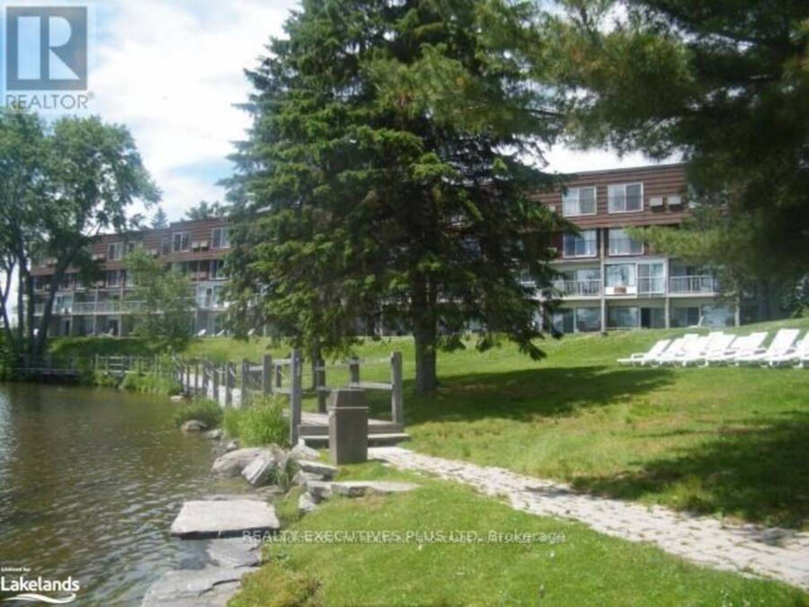 54-203 - 1235 DEERHURST DRIVE, Huntsville, Ontario P1H 2E8