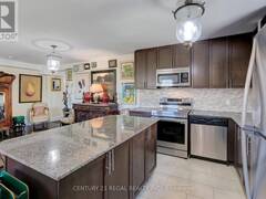 408 - 2603 BATHURST STREET Toronto Ontario, M6B 2Z6