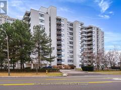 1004 - 2500 BRIDLETOWNE CIRCLE Toronto Ontario, M1W 2V6