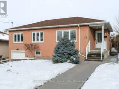 20 GROVEDALE AVENUE Toronto Ontario, M6L 1Y6