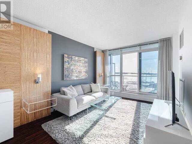 909 - 218 QUEENS QUAY W Toronto Ontario, M5J 2Y6 - 2 Bedrooms Condo For Sale