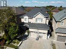 71 GRACEDALE DRIVE | Richmond Hill Ontario | Slide Image Two