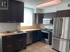 808 - 23 HOLLYWOOD AVENUE Toronto Ontario, M2N 7L8