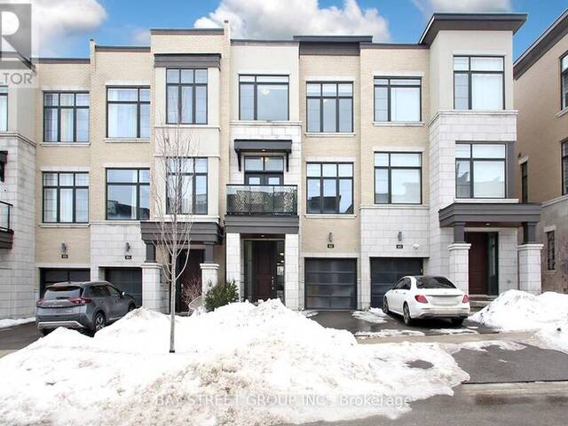 102 CARRVILLE WOODS CIRCLE Vaughan Ontario, L6A 4Z6 - Property For Sale