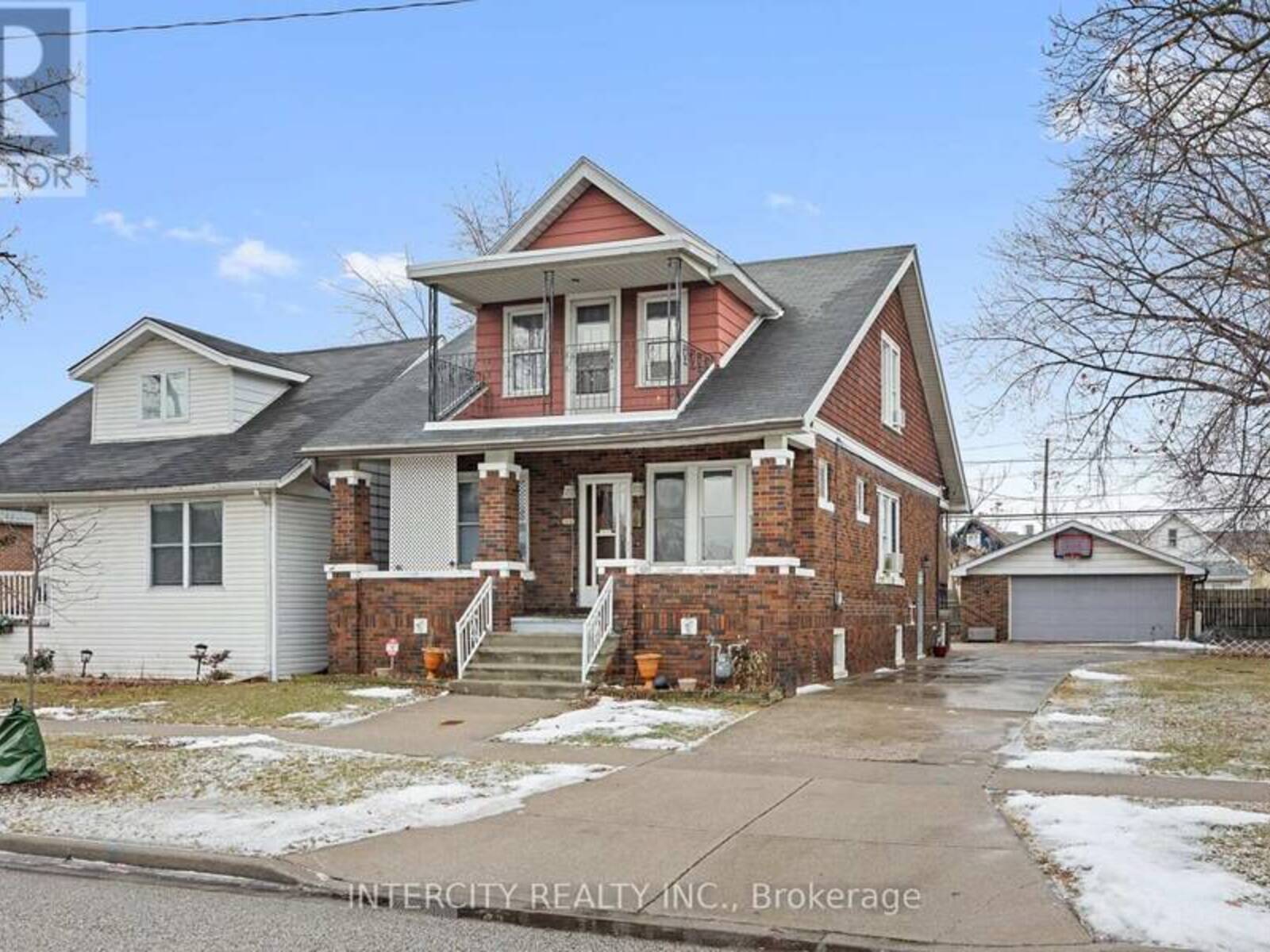 1571 ALBERT ROAD, Windsor, Ontario N8Y 3R3