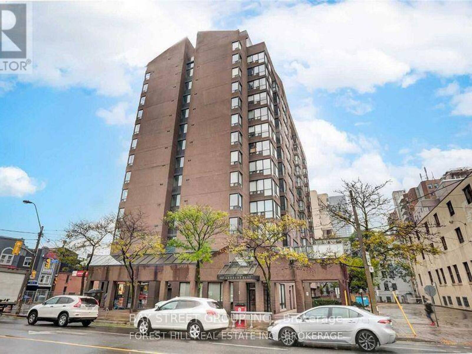 209 - 117 GERRARD STREET, Toronto, Ontario M5B 2L4