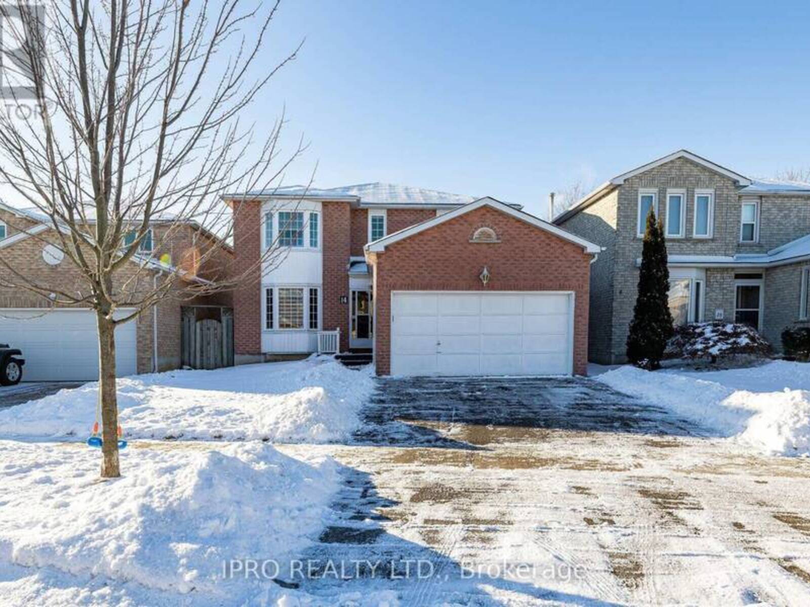 14 DAKIN DRIVE, Ajax, Ontario L1T 2S5