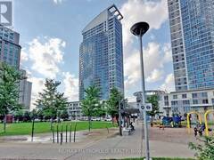 2602 - 36 LEE CENTRE DRIVE Toronto Ontario, M1H 3K2