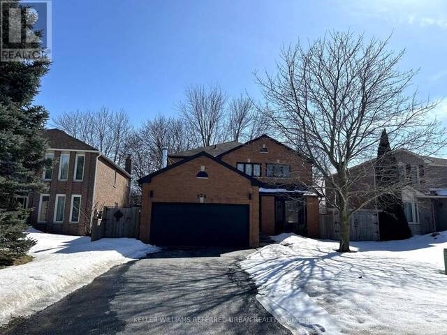 228 ELMAN CRESCENT Newmarket Ontario, L3Y 7X3 - 7 Bedrooms Home For Sale