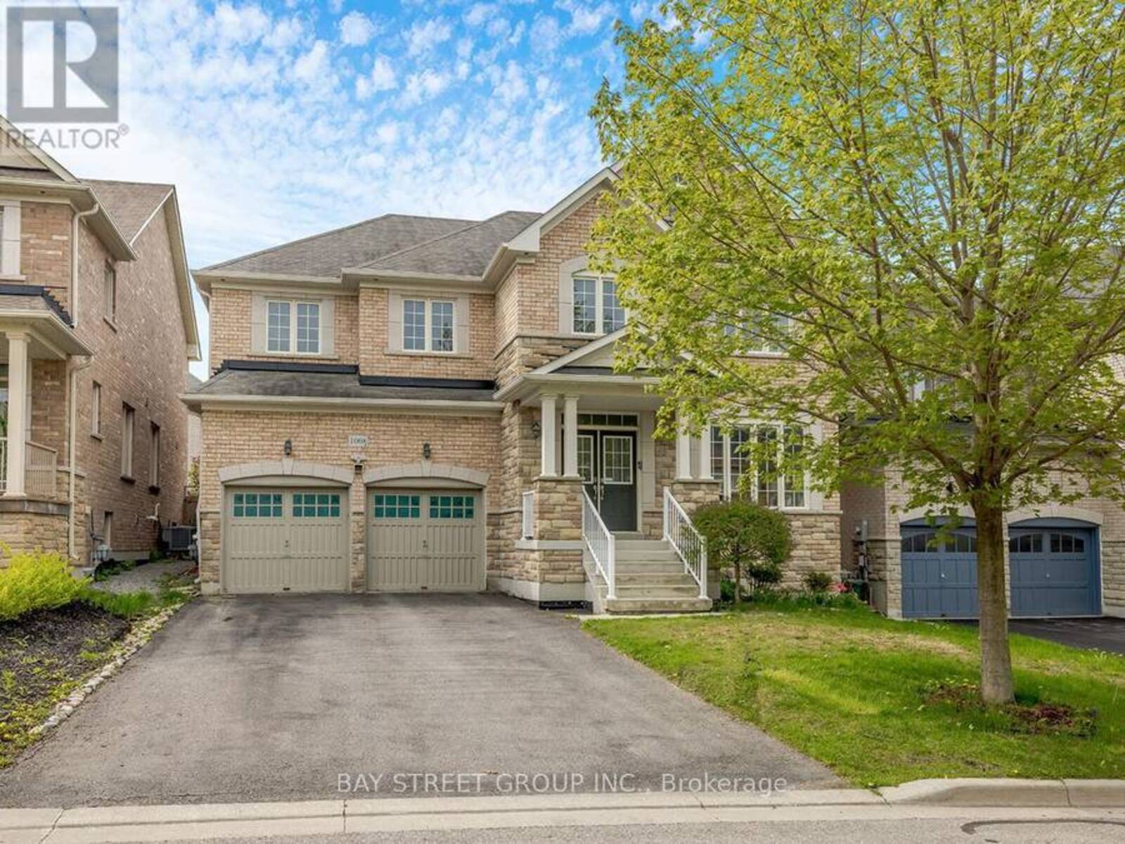 1008 SHERMAN BROCK CIRCLE, Newmarket, Ontario L3X 0B8