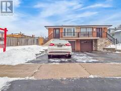 3421 ELLENGALE DRIVE Mississauga Ontario, L5C 1Z5