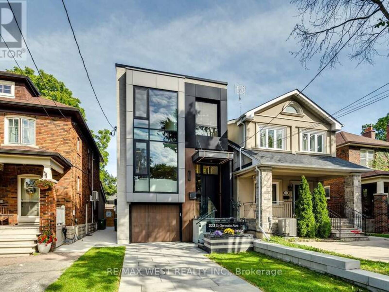 222 ST GERMAIN AVENUE, Toronto, Ontario M5M 1W1