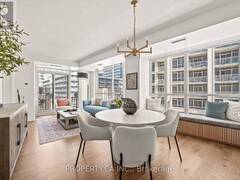 424 - 628 FLEET STREET Toronto Ontario, M5V 1A8