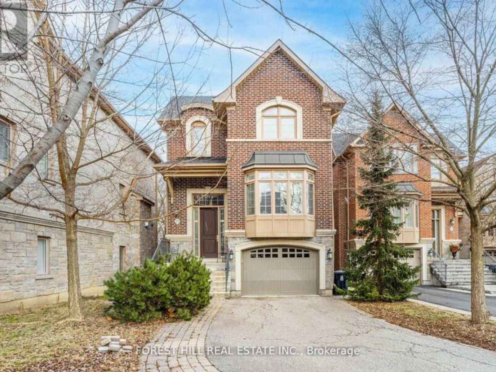 17 LEONA DRIVE, Toronto, Ontario M2N 4V3