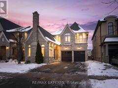 107 BURNS BOULEVARD King Ontario, L7B 0M5