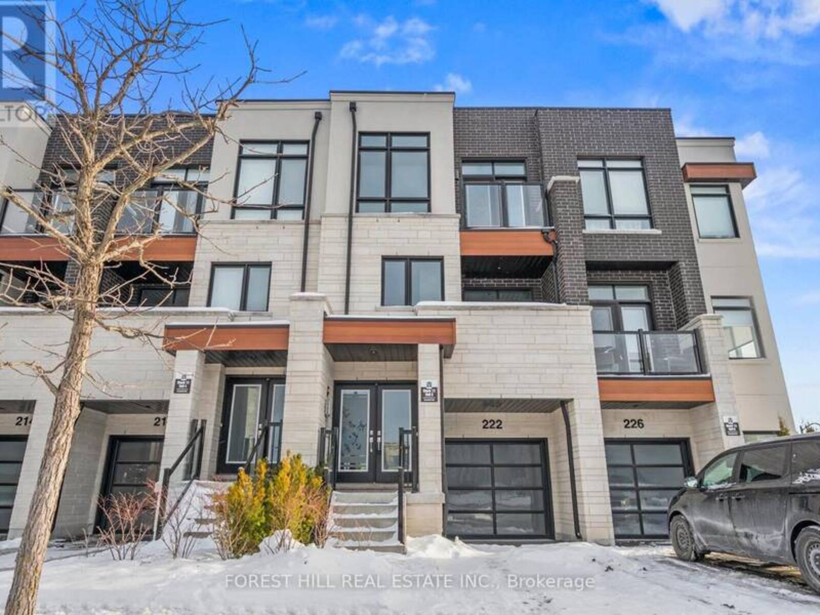 222 GOLDEN TRAIL, Vaughan, Ontario L6A 4J5