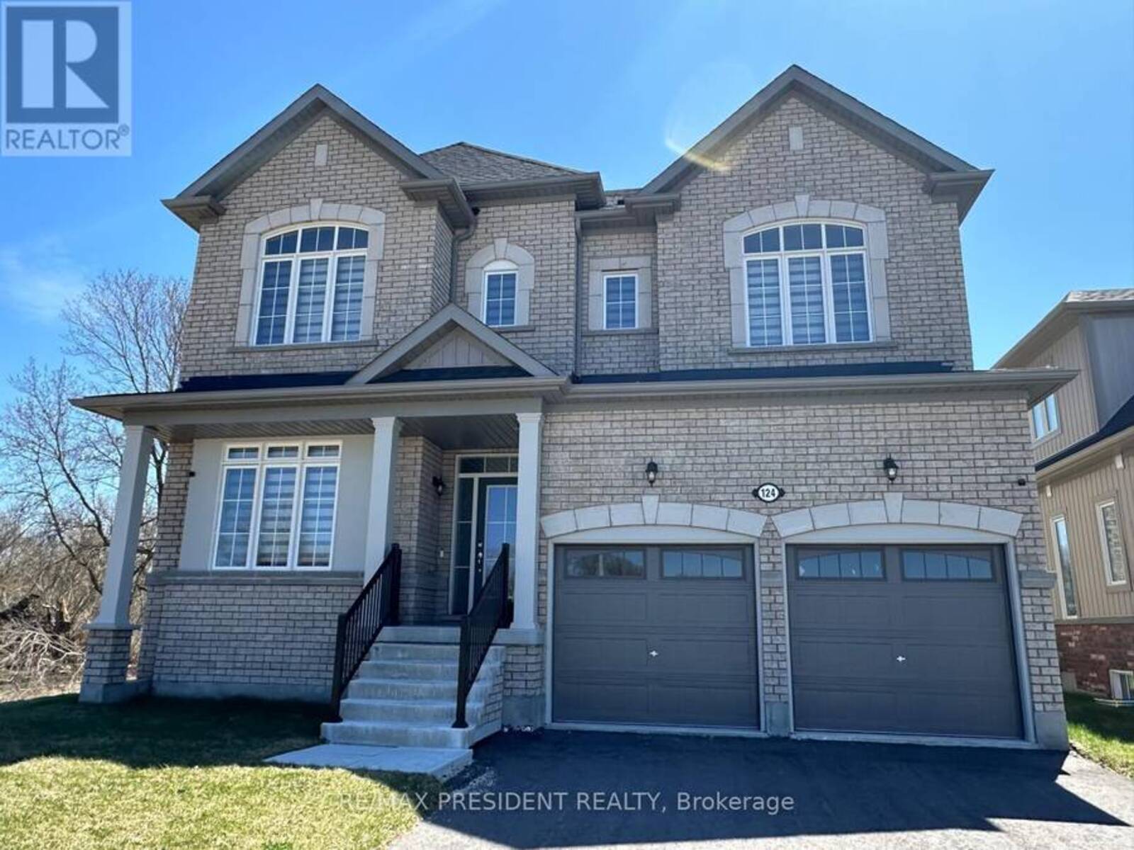 124 KIRBY AVENUE, Collingwood, Ontario L9Y 4C5