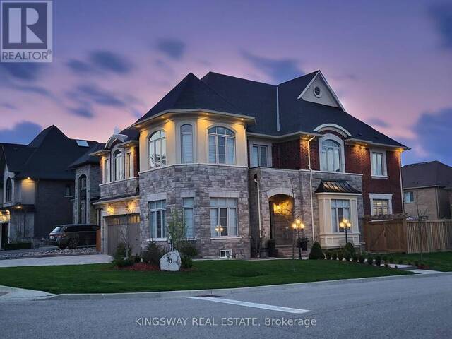 70 BOND CRESCENT Richmond Hill Ontario, L4E 3K4 - 6 Bedrooms Home For Sale