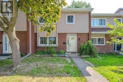 18 - 121 UNIVERSITY AVENUE E | Waterloo Ontario | Slide Image One