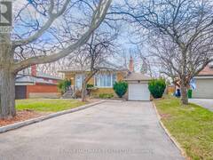 131 SEARLE AVENUE Toronto Ontario, M3H 4B1