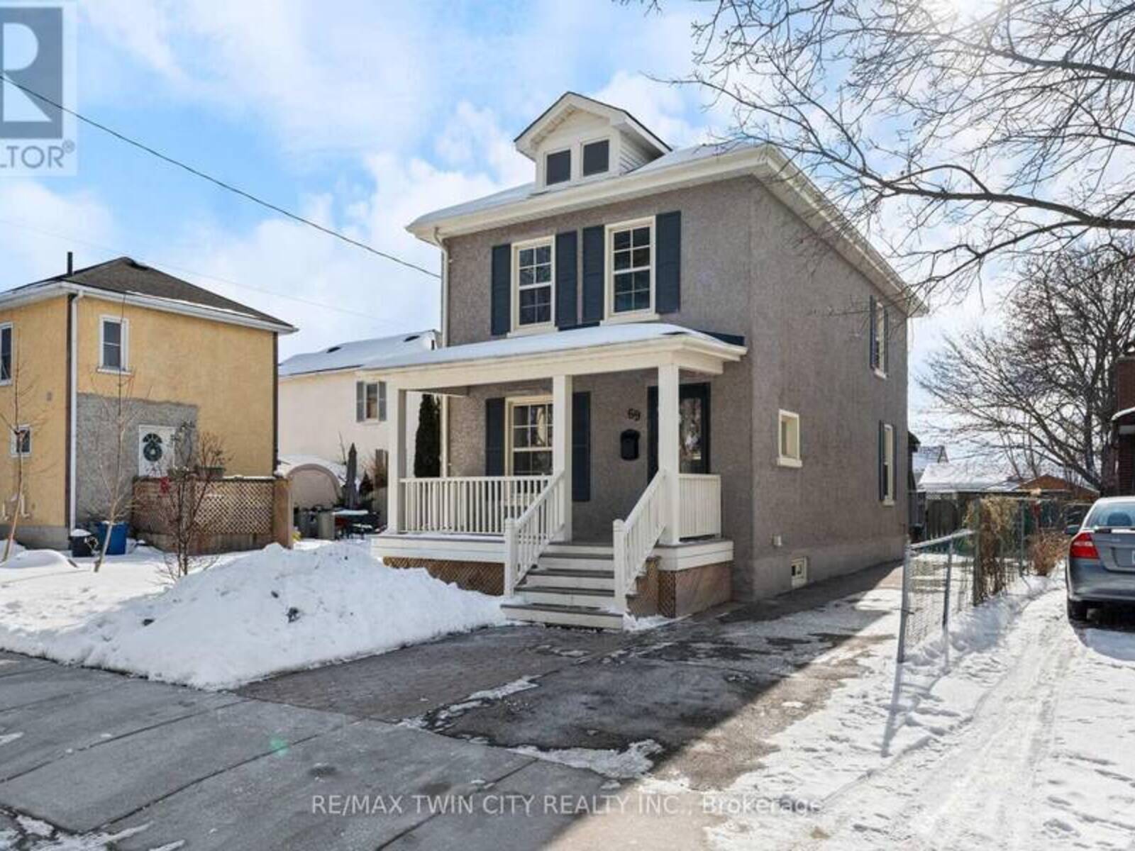 69 FRANCIS STREET, Cambridge, Ontario N1S 1Z9