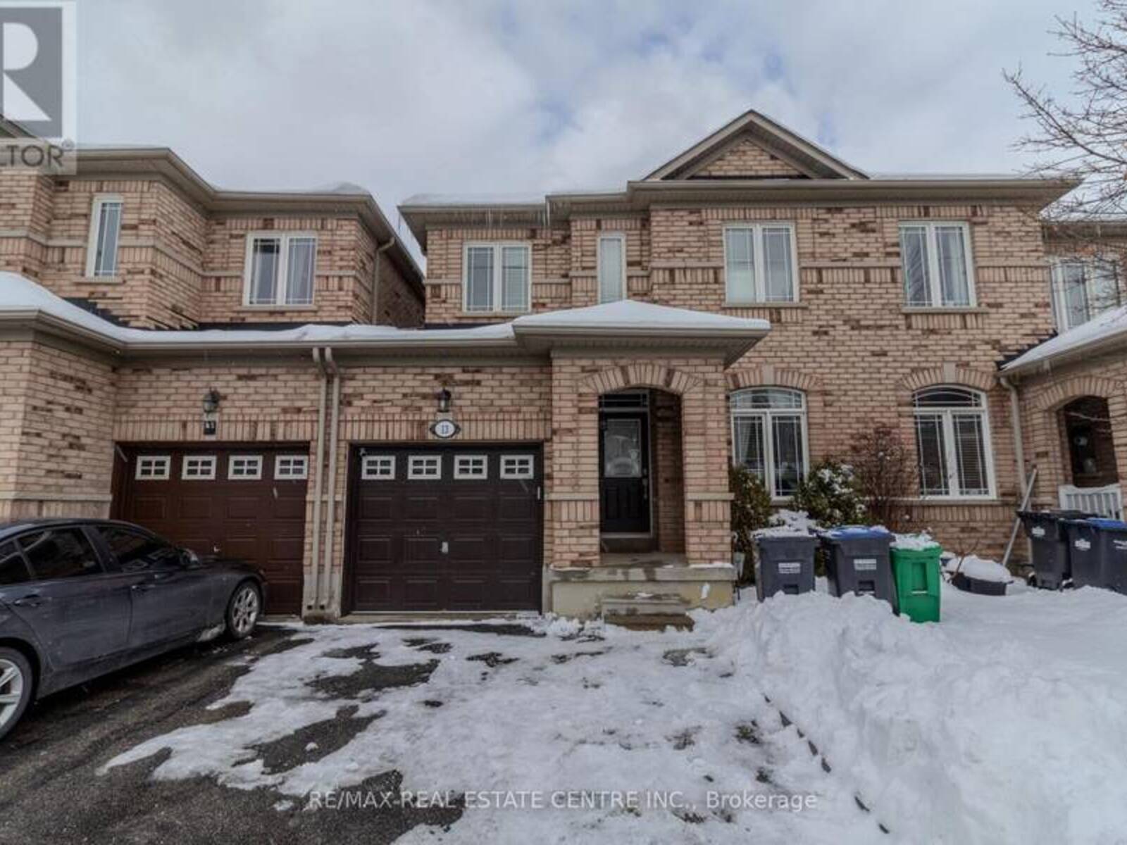 13 PERCY GATE, Brampton, Ontario L7A 3S1