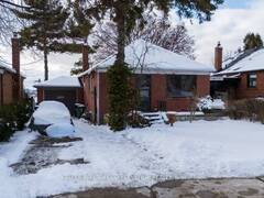 56 GLENHAVEN STREET Toronto Ontario, M6M 3M3